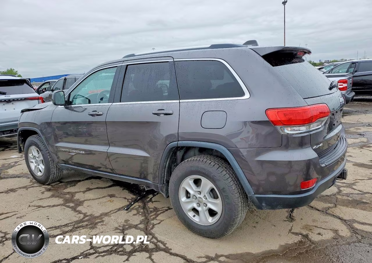 2015 Jeep Grand Cherokee Laredo VIN:1C4RJFAG9FC691667 - 2