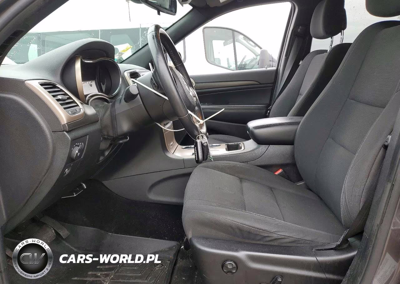2015 Jeep Grand Cherokee Laredo VIN:1C4RJFAG9FC691667 - 7