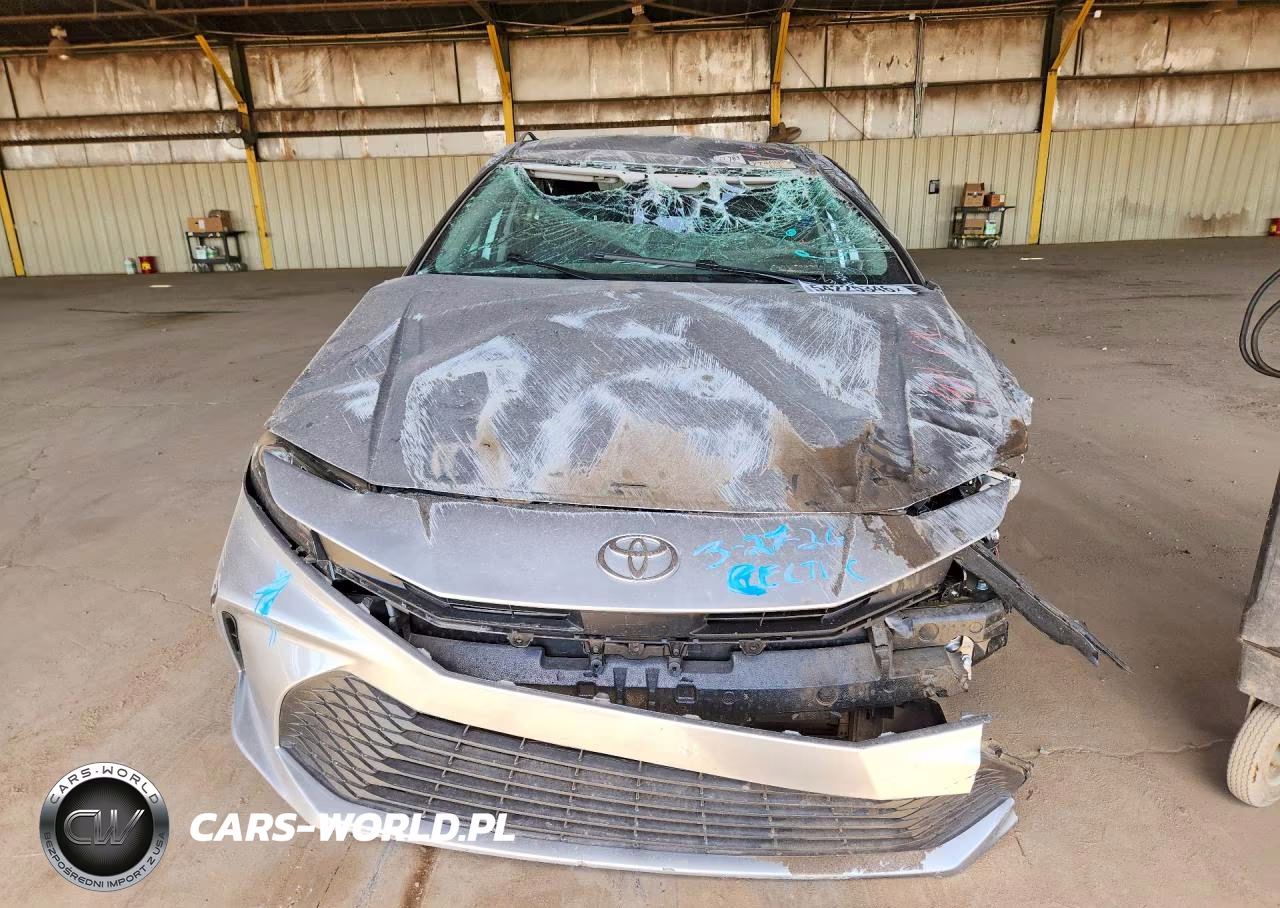 2025 Toyota Camry Le VIN:4T1DAACK9SU584004 - 5