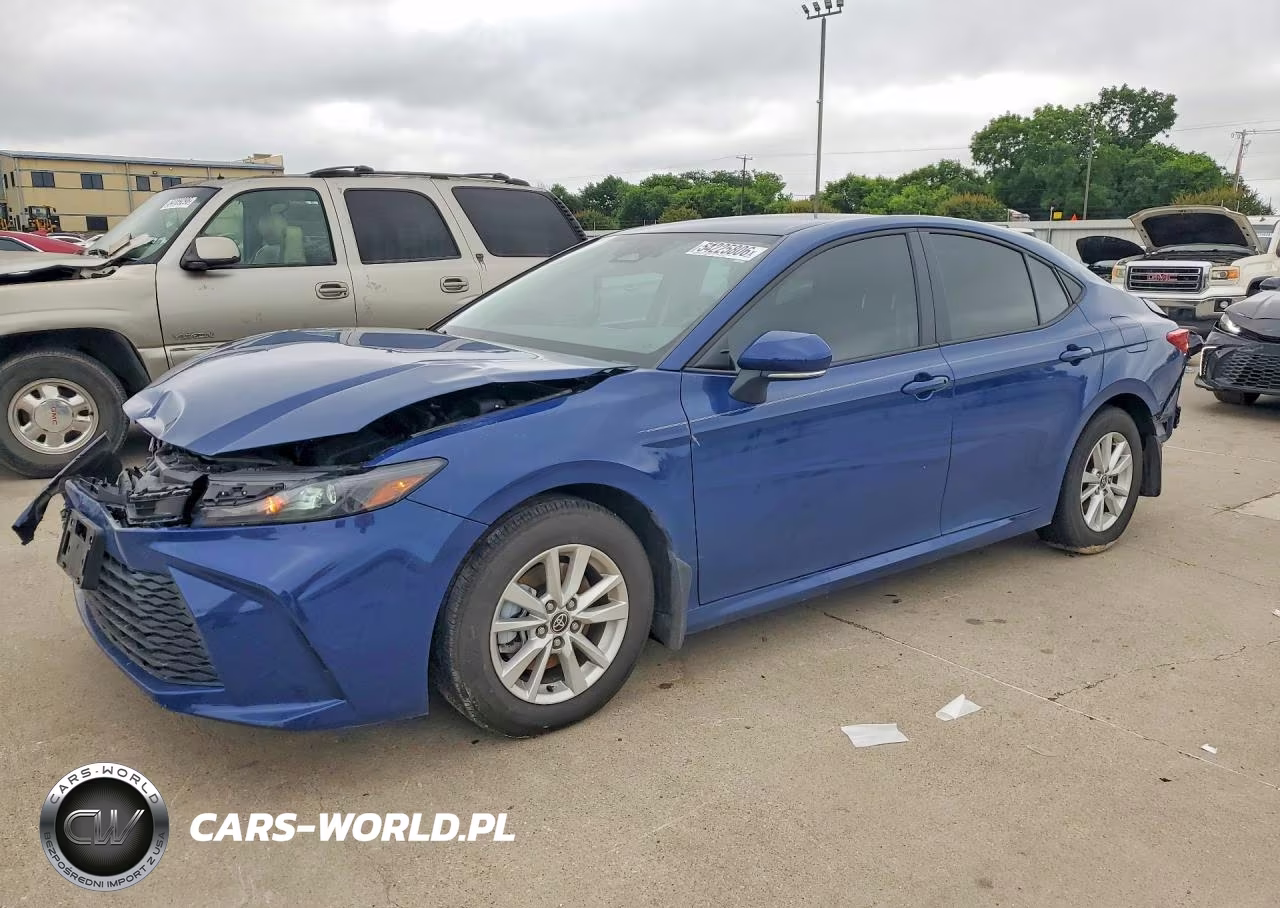 2025 Toyota Camry Le – zdjęcie 1 z 12