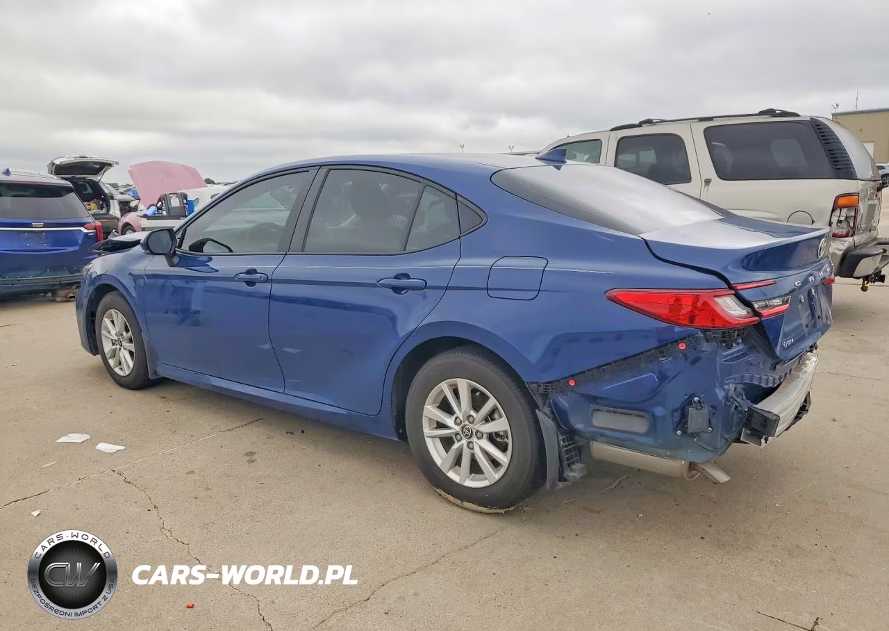 2025 Toyota Camry Le VIN:4T1DAACK1SU179075 - 2