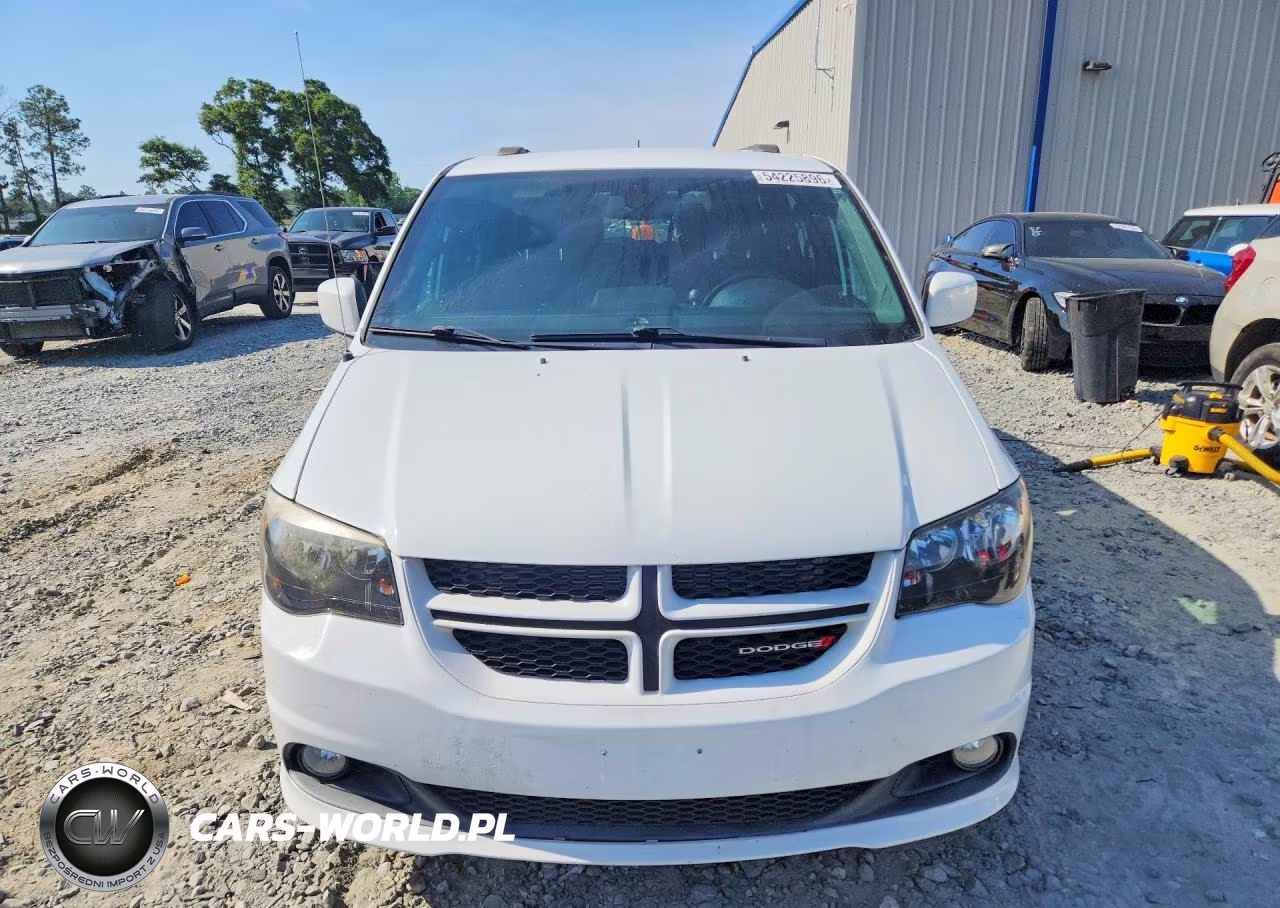 2019 Dodge Grand Caravan Gt VIN:2C4RDGEG9KR579587 - 5