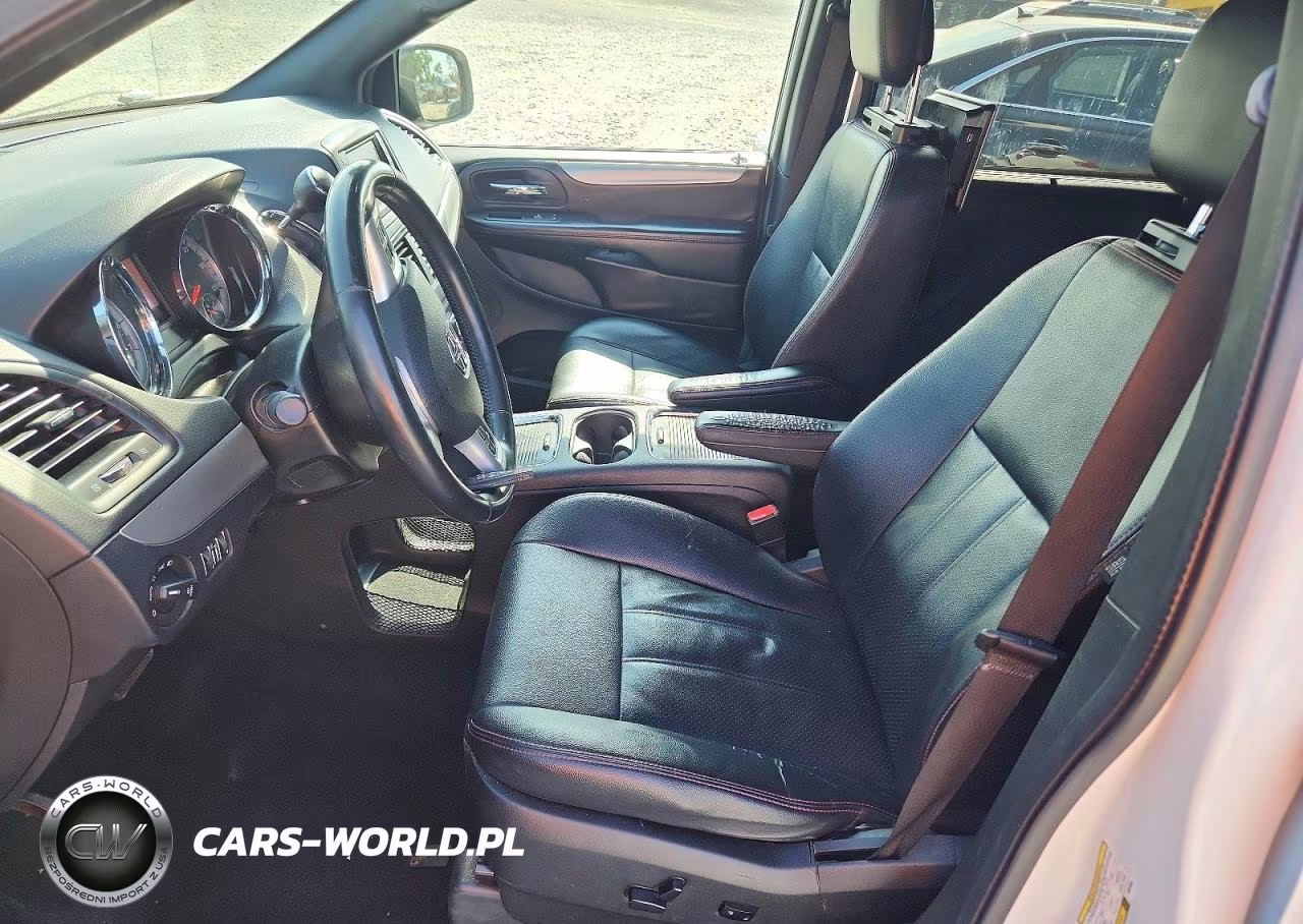 2019 Dodge Grand Caravan Gt VIN:2C4RDGEG9KR579587 - 7