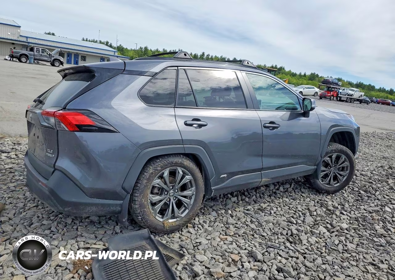 2022 Toyota Rav4 Xle Premium VIN:4T3B6RFV8NU069102 - 3