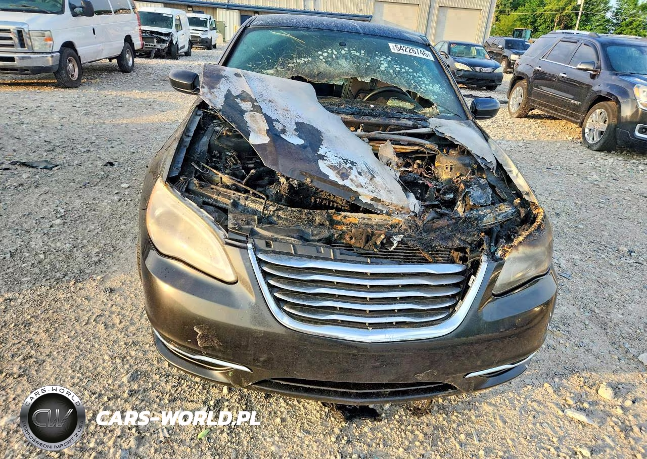 2011 Chrysler 200 Touring VIN:1C3BC1FG9BN507340 - 5