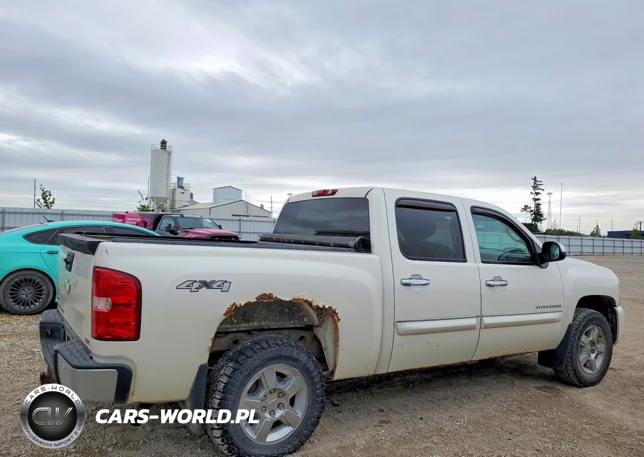 2010 Chevrolet Silverado K1500 Ltz VIN:3GCRKTE35AG288049 - 3