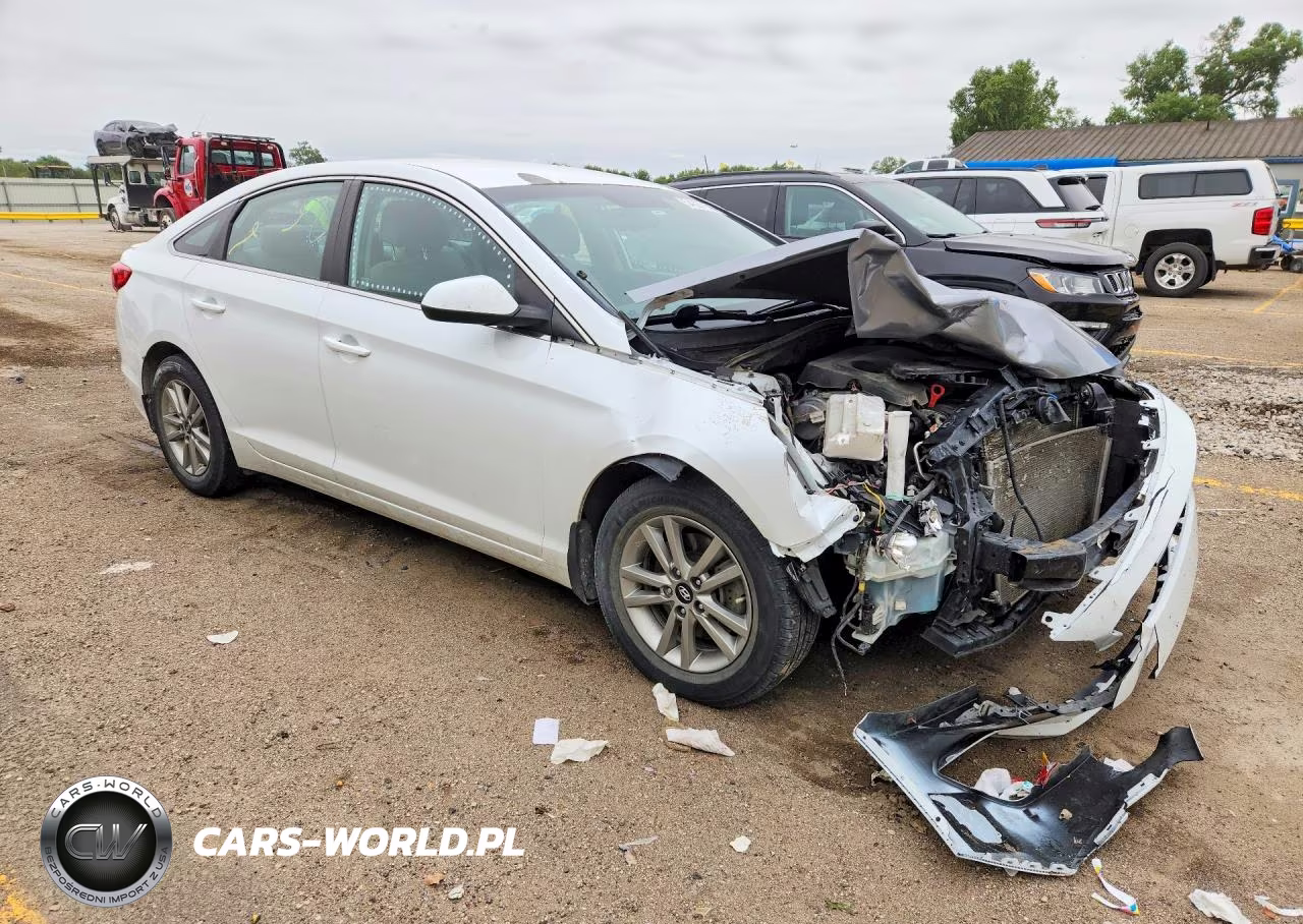 2015 Hyundai Sonata Se VIN:5NPE24AF5FH188696 - 4