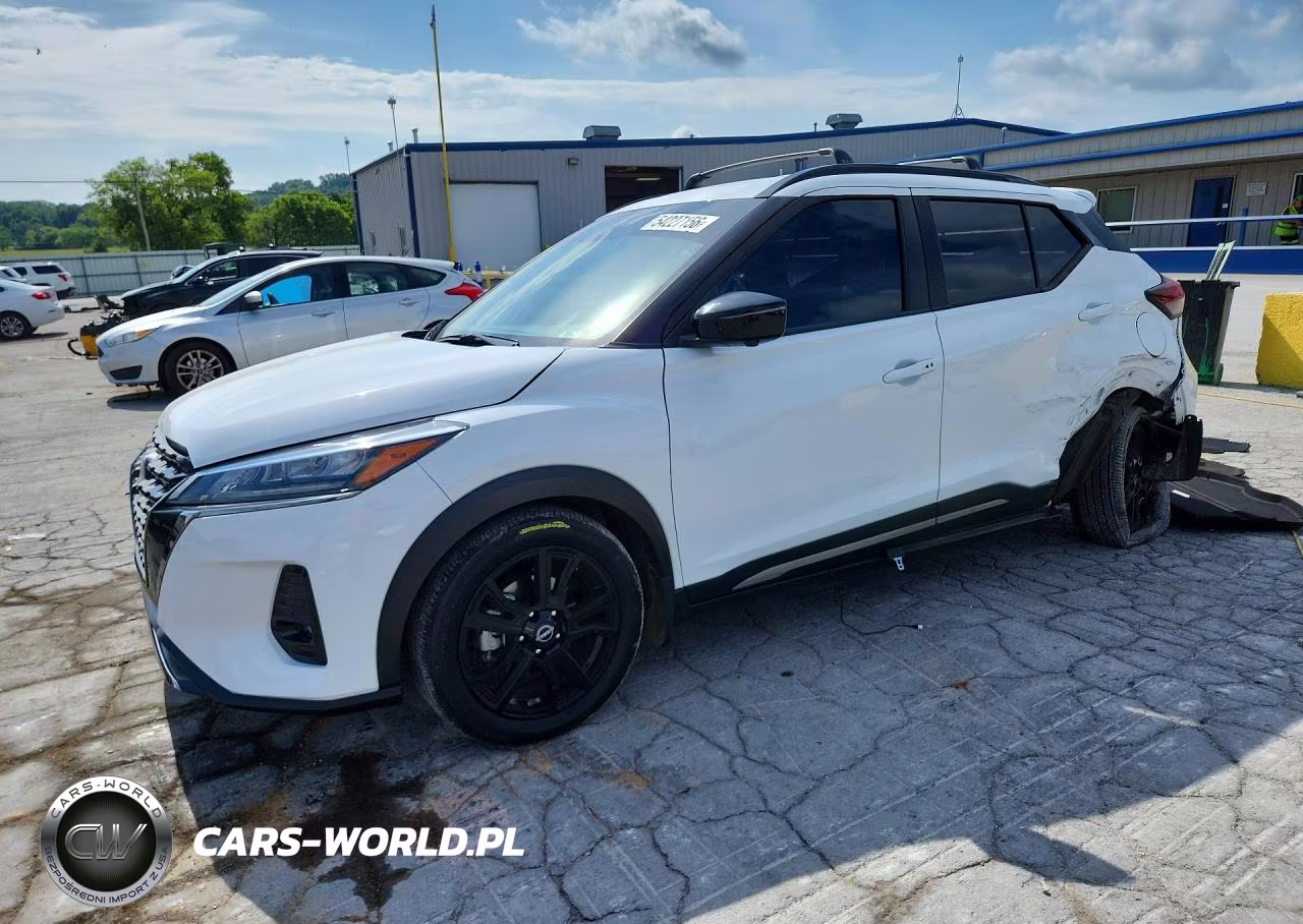 2024 Nissan Kicks Sr – zdjęcie 1 z 13