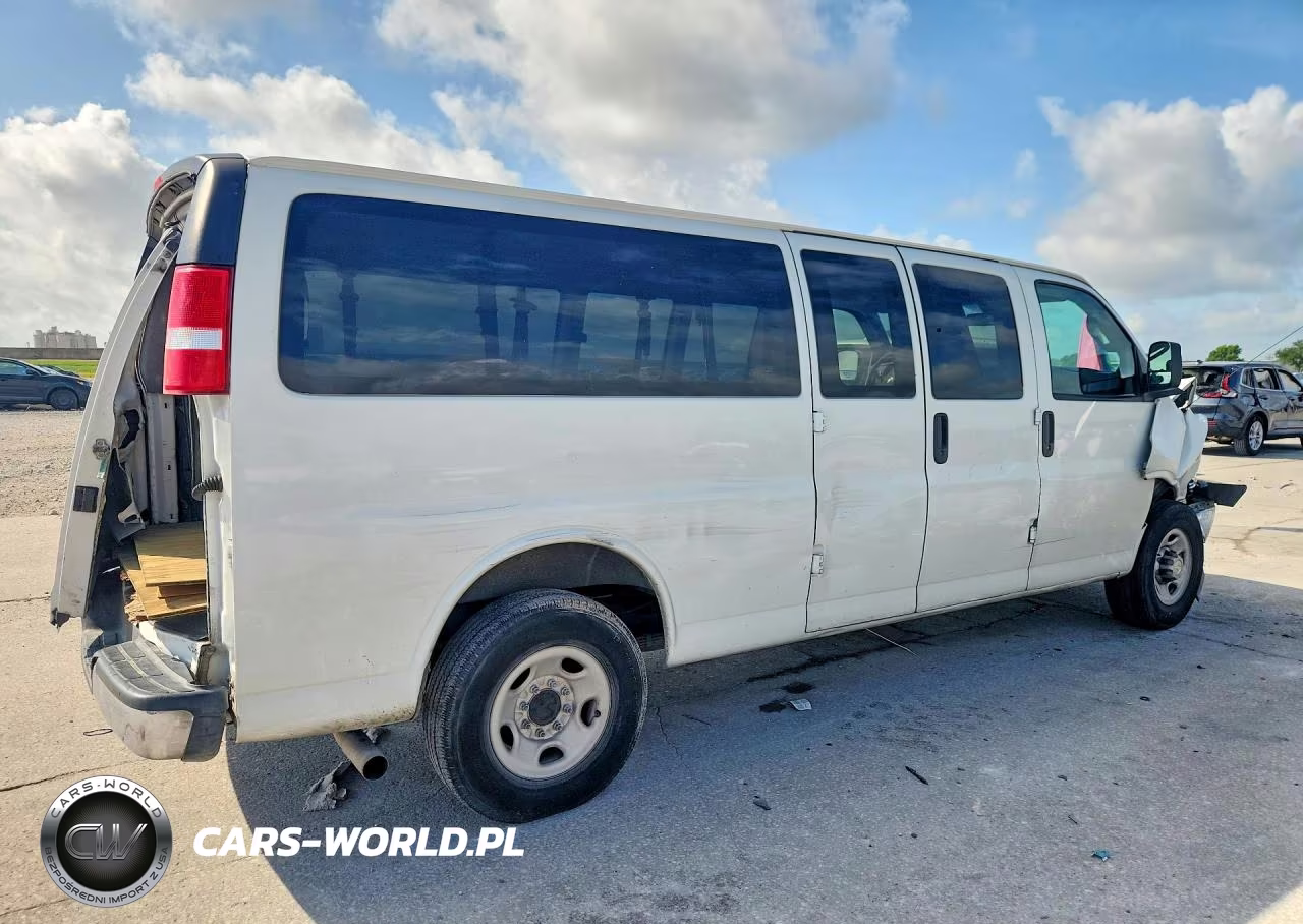 2020 Chevrolet Express Lt Ext VIN:1GAZGPFG1L1148522 - 3