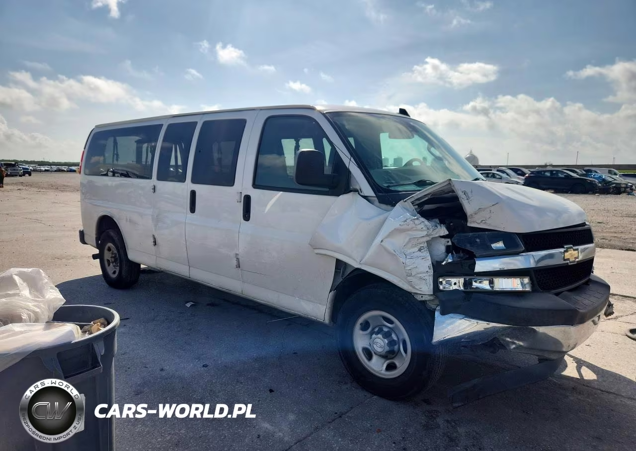 2020 Chevrolet Express Lt Ext VIN:1GAZGPFG1L1148522 - 4