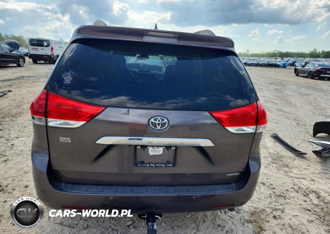 2011 Toyota Sienna Limited 7-Passenger VIN:5TDYK3DC4BS158456 - 6