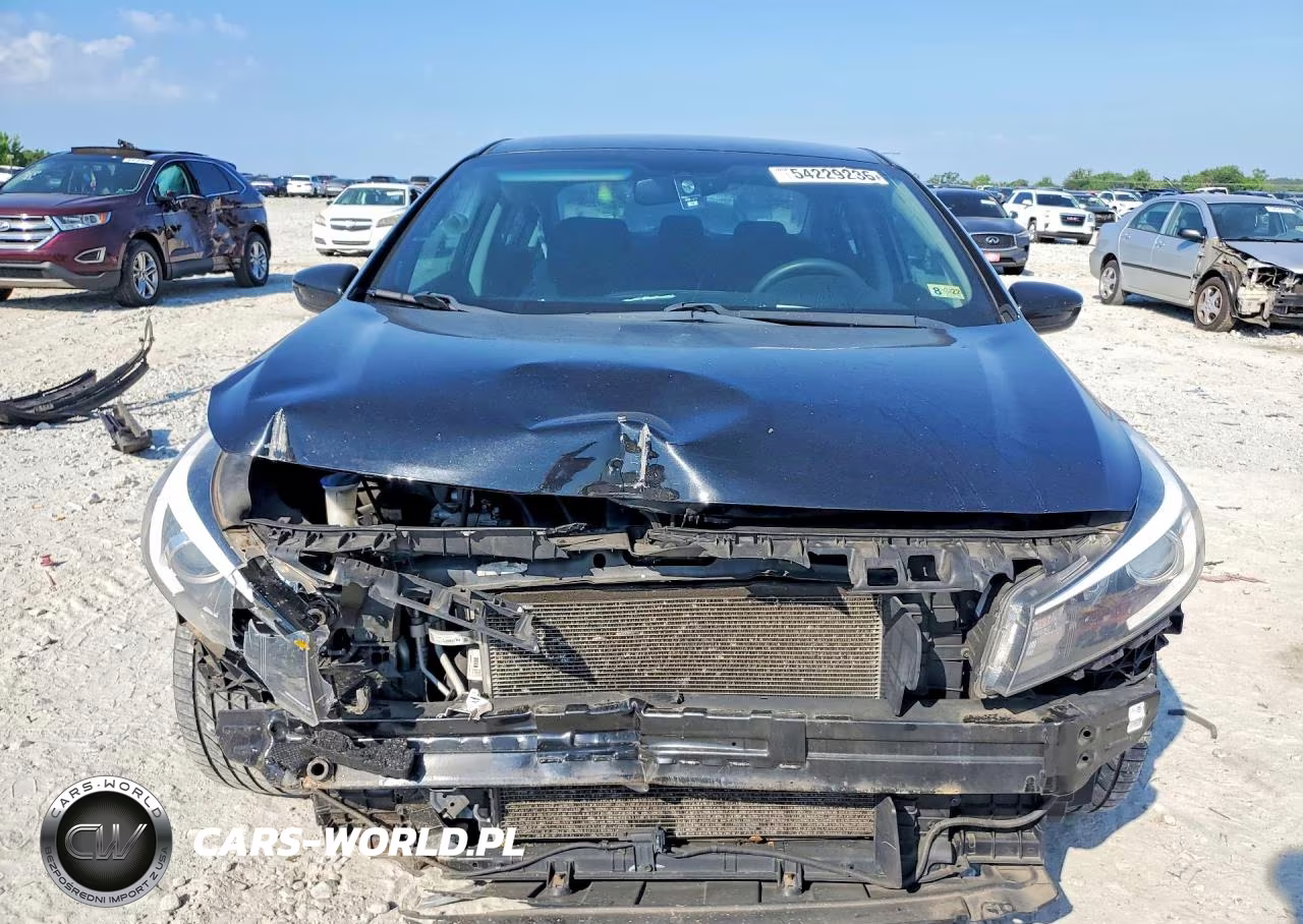 2018 Kia Forte Lx VIN:3KPFL4A77JE195804 - 5