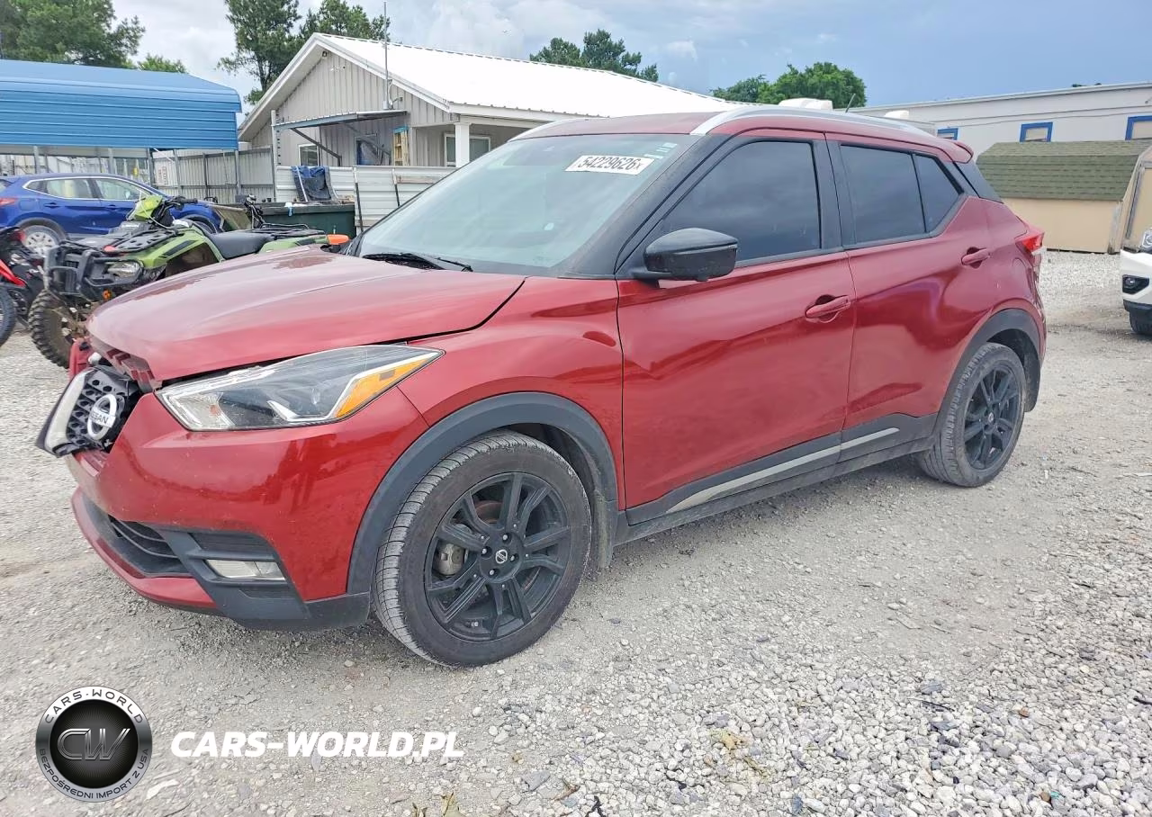 2020 Nissan Kicks Sr