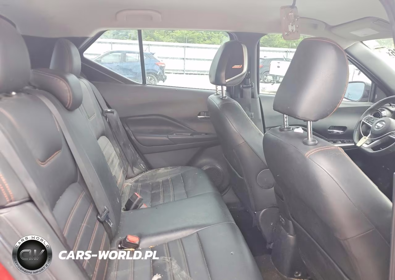 2020 Nissan Kicks Sr VIN:3N1CP5DVXLL578418 - 10