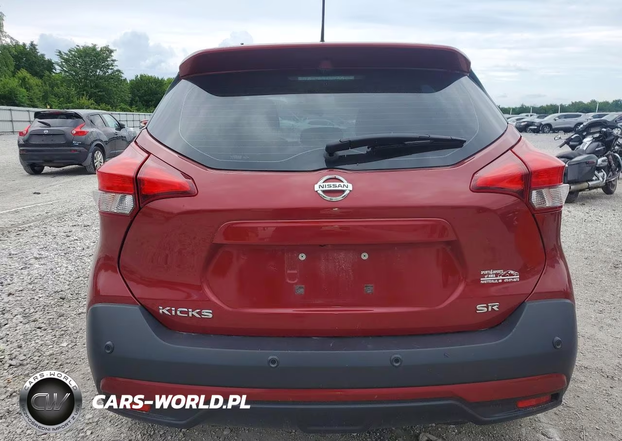 2020 Nissan Kicks Sr VIN:3N1CP5DVXLL578418 - 6