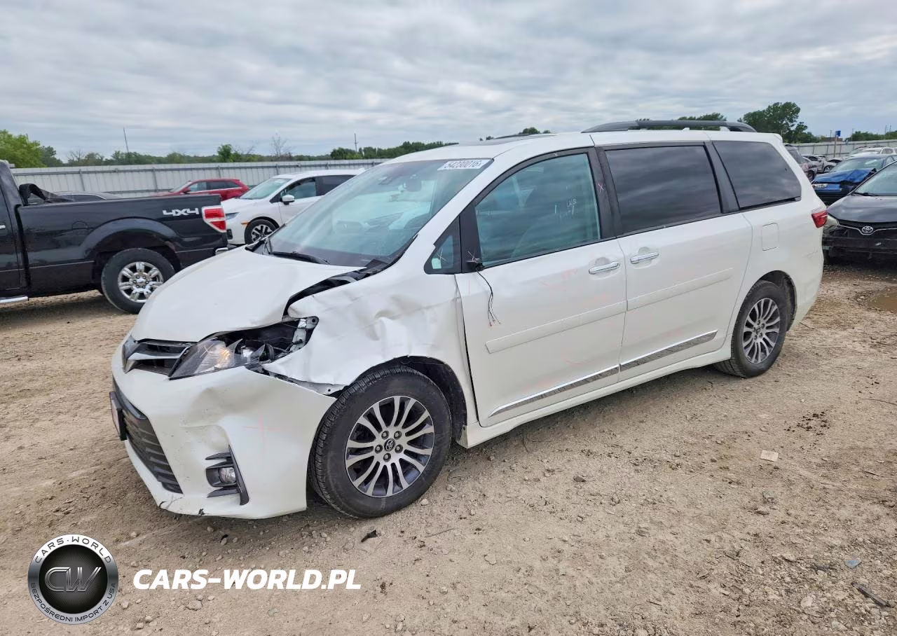 2020 Toyota Sienna Xle 8-Passenger
