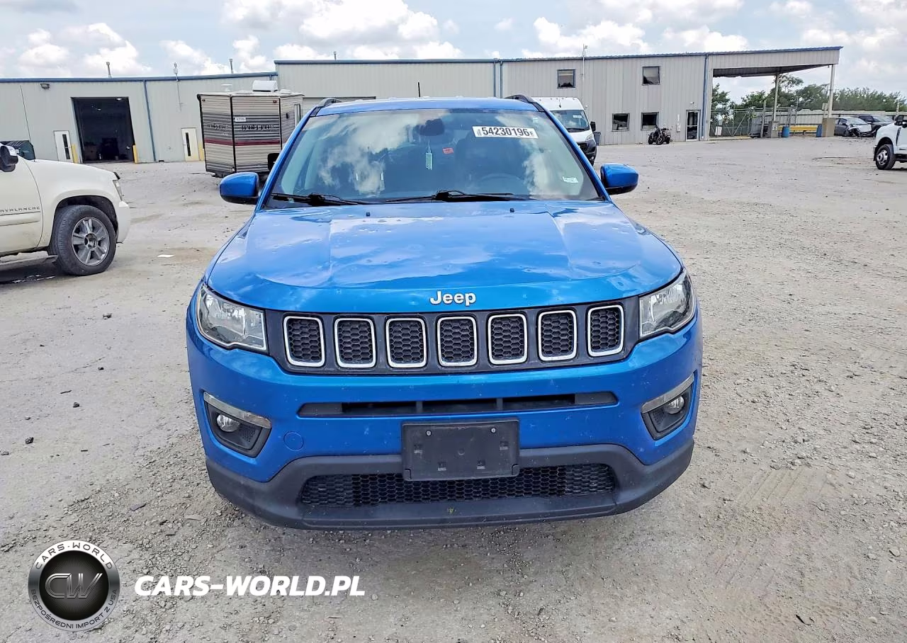 2018 Jeep Compass Latitude VIN:3C4NJDBB0JT223555 - 5