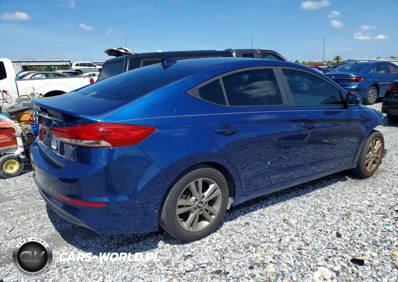 2018 Hyundai Elantra Value Edition VIN:5NPD84LF6JH242958 - 3