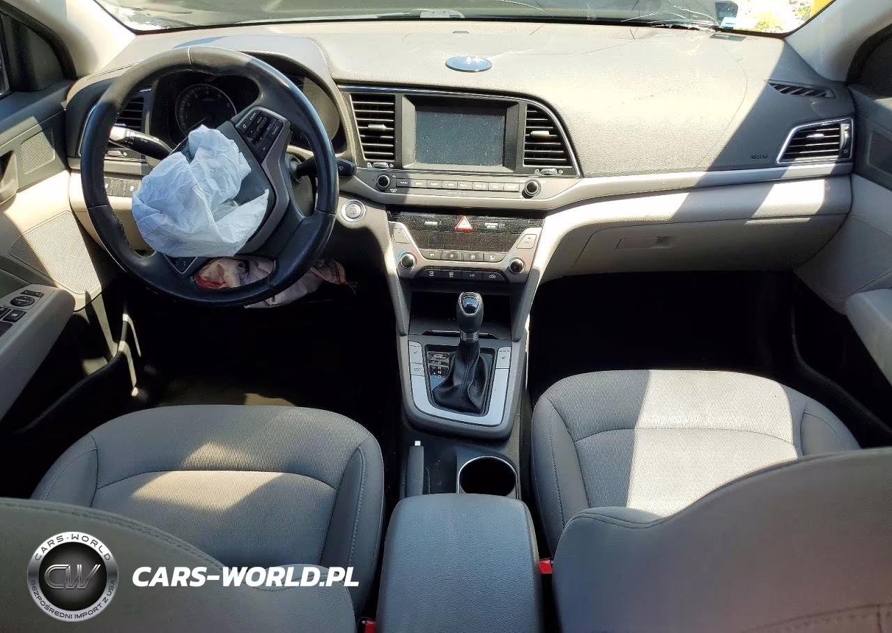 2018 Hyundai Elantra Value Edition VIN:5NPD84LF6JH242958 - 8