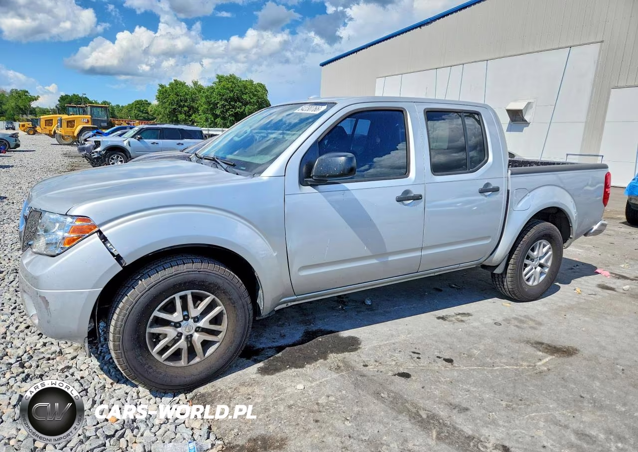 2014 NISSAN FRONTIER SV