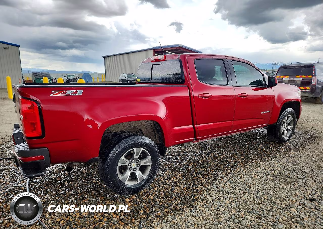 2018 Chevrolet Colorado Z71 VIN:1GCGTDEN0J1214029 - 3
