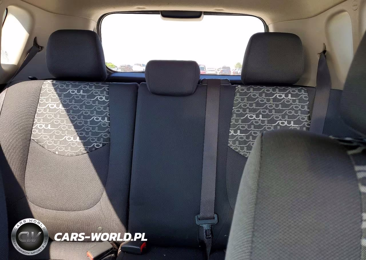 2011 Kia Soul + VIN:KNDJT2A22B7340462 - 10