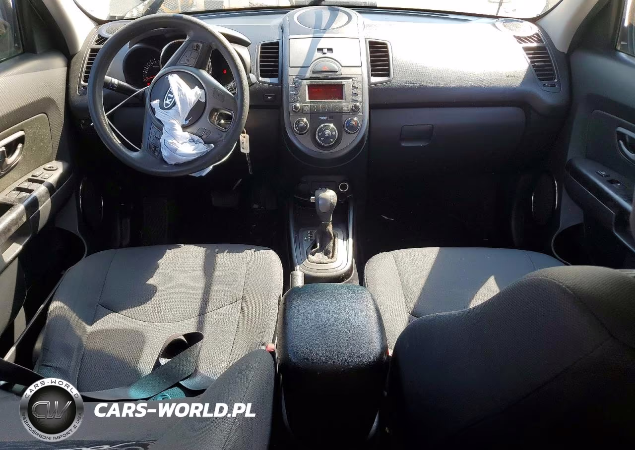 2011 Kia Soul + VIN:KNDJT2A22B7340462 - 8