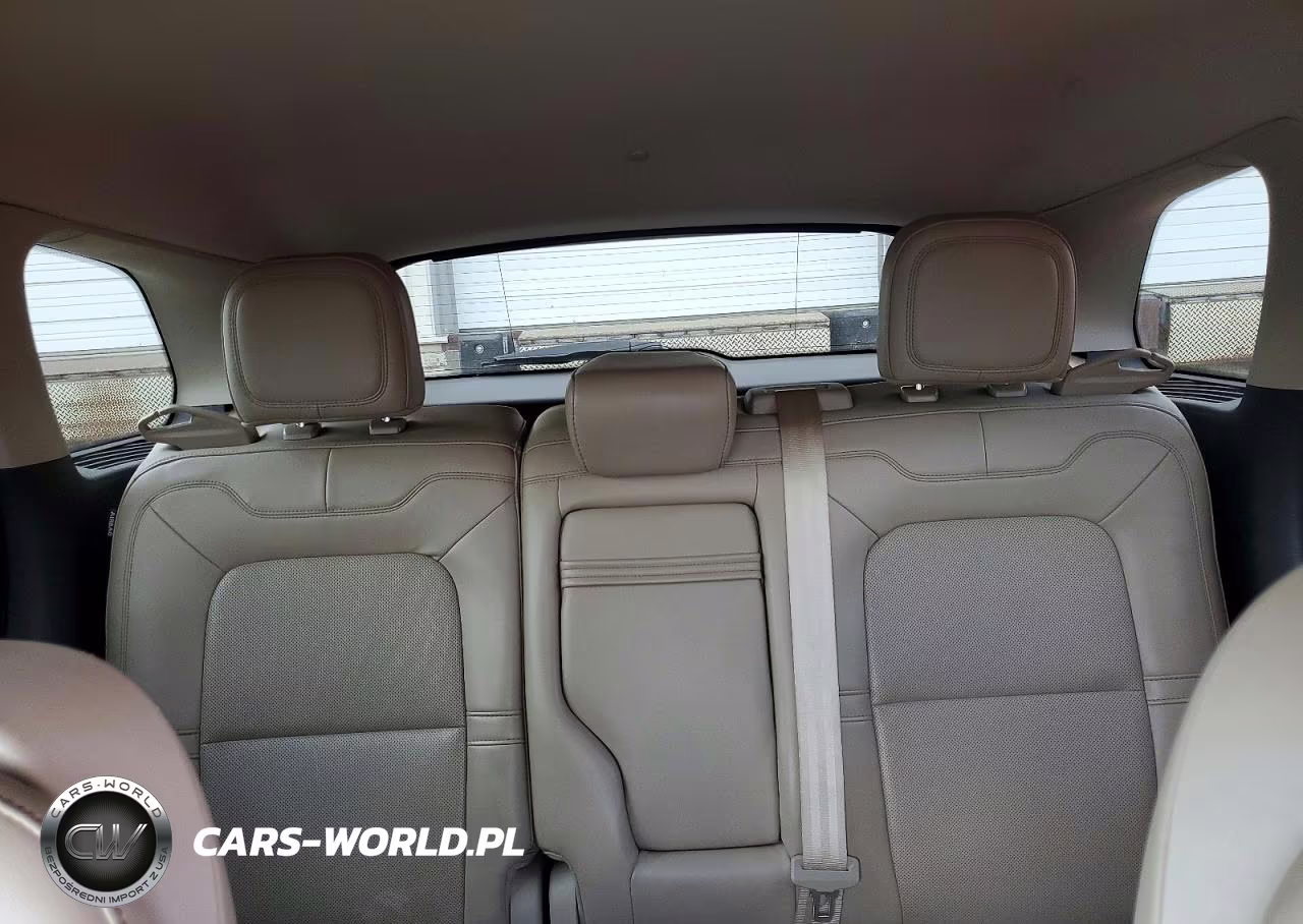 2020 Lincoln Corsair VIN:5LMCJ1C91LUL22114 - 10