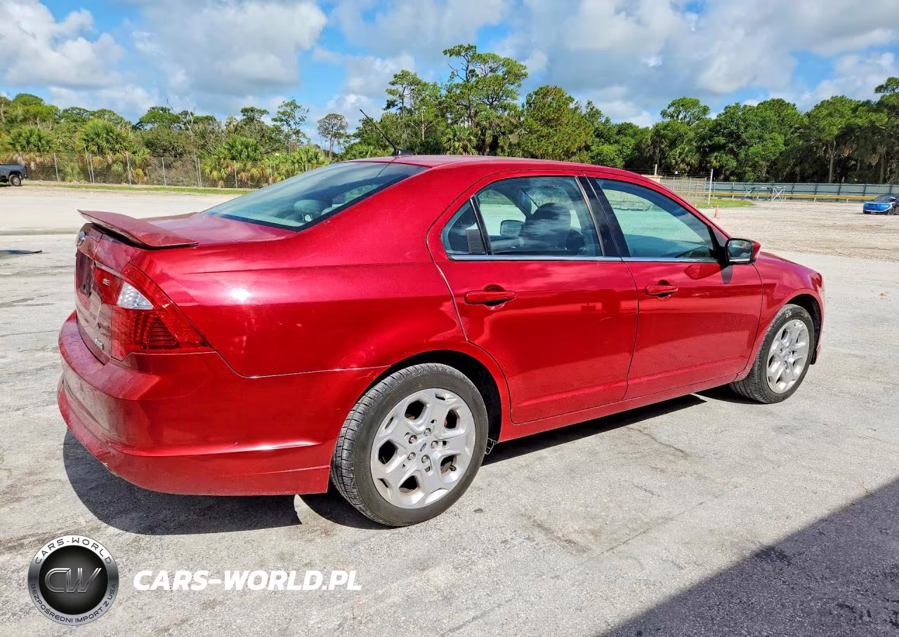 2010 Ford Fusion Se VIN:3FAHP0HG4AR218899 - 3