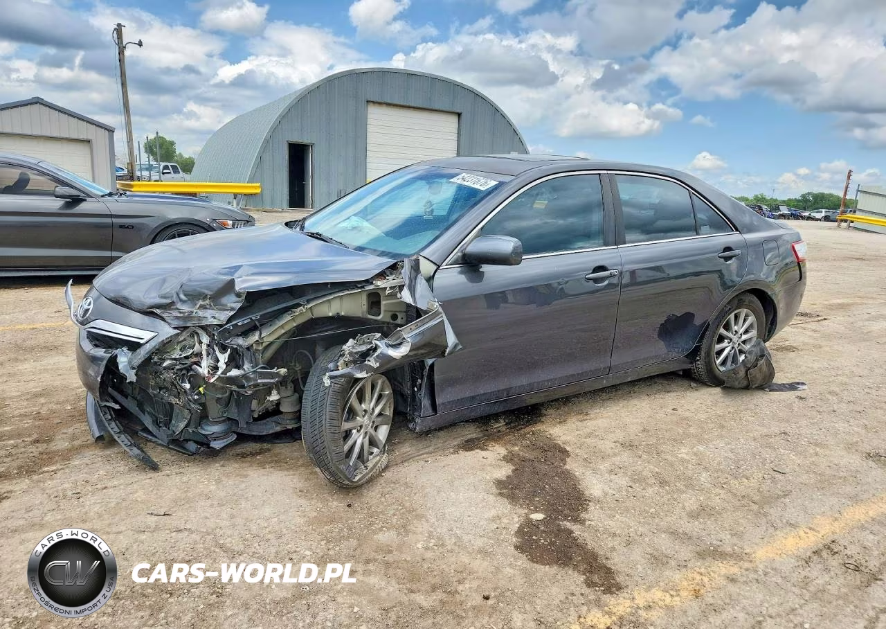 2011 Toyota Camry Hybrid