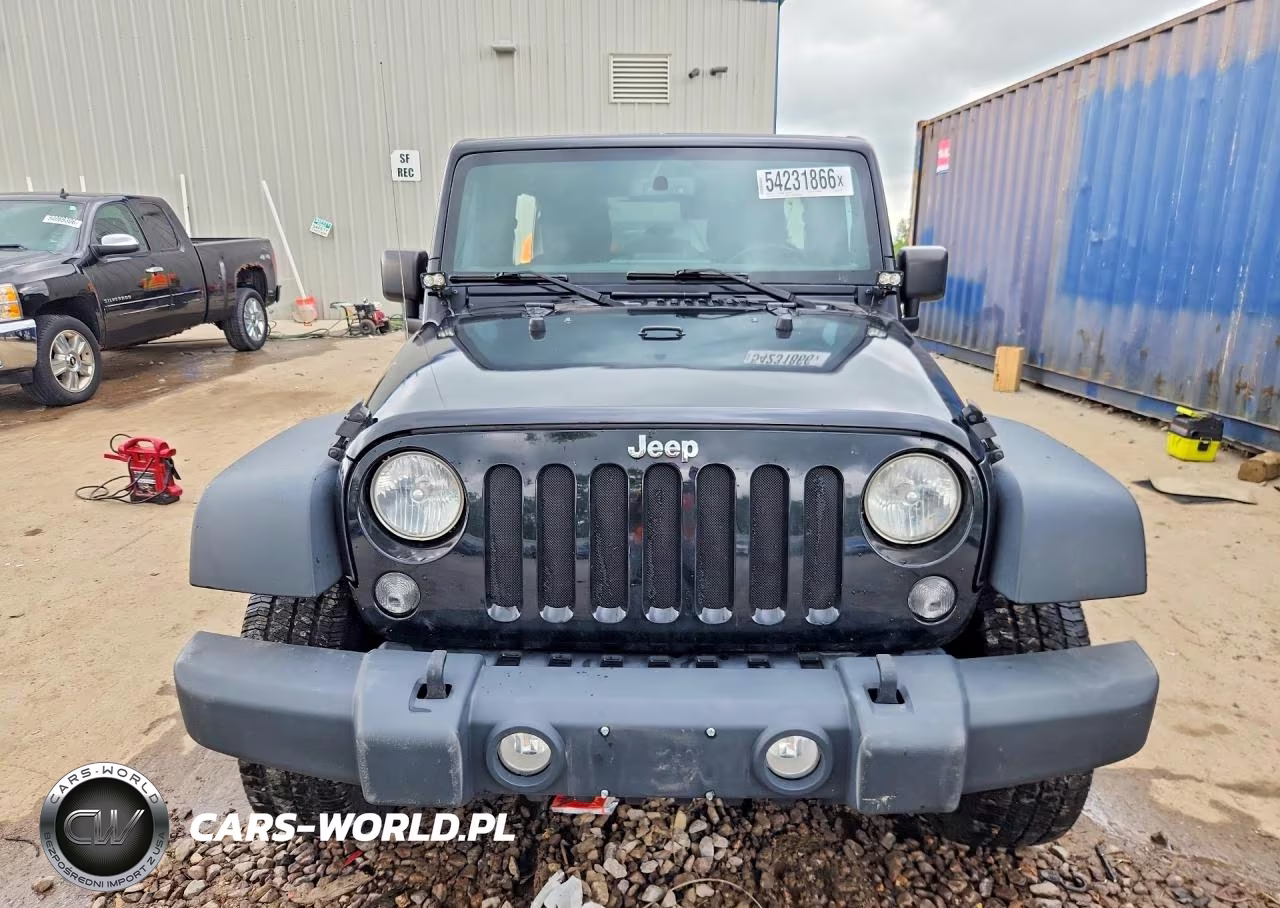 2015 Jeep Wrangler Unlimited Sport VIN:1C4HJWDG3FL774910 - 5