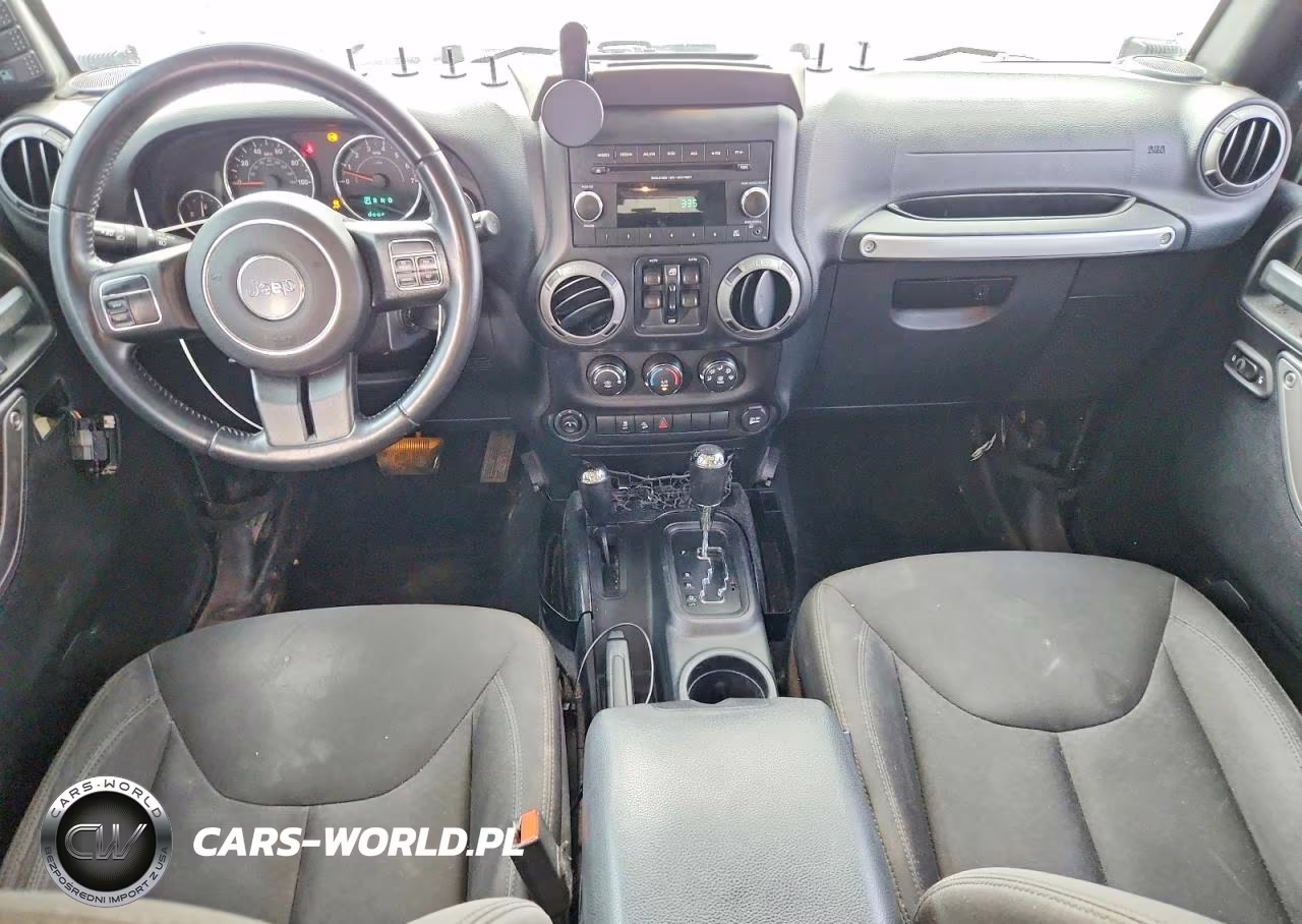 2015 Jeep Wrangler Unlimited Sport VIN:1C4HJWDG3FL774910 - 8