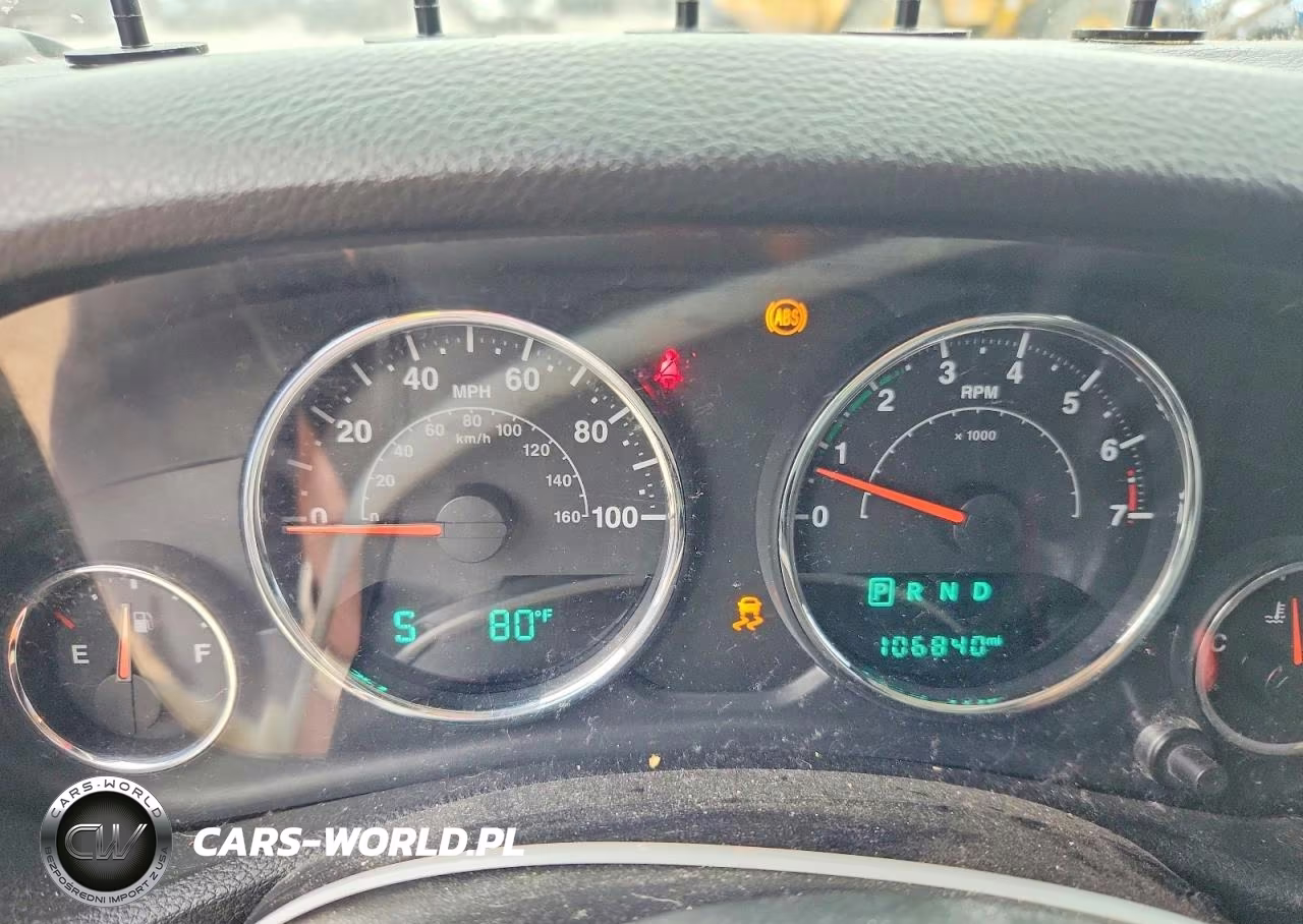 2015 Jeep Wrangler Unlimited Sport VIN:1C4HJWDG3FL774910 - 9