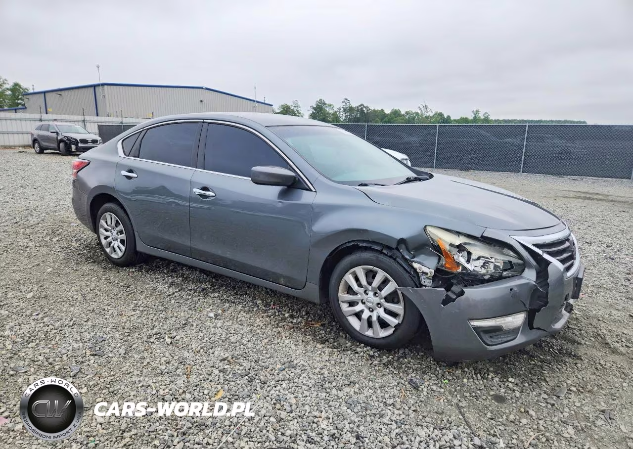 2014 Nissan Altima 2.5 VIN:1N4AL3AP8EN383078 - 4