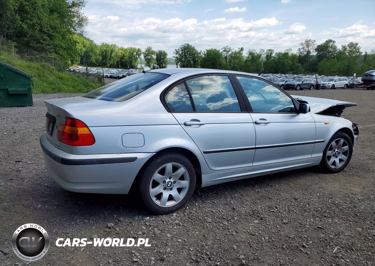2004 BMW 325 Xi VIN:WBAEU33474PM59403 - 3