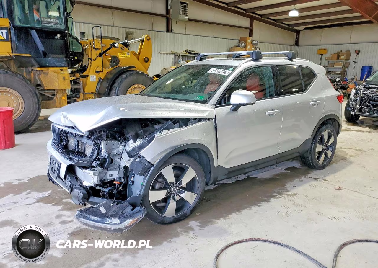 2019 Volvo Xc40 T5 Momentum