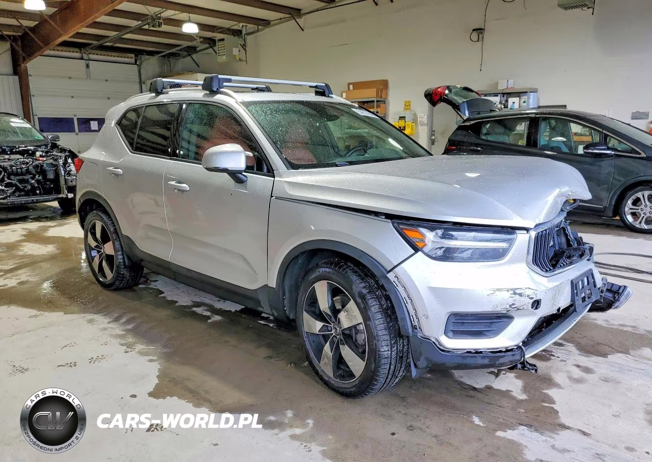 2019 Volvo Xc40 T5 Momentum VIN:YV4162UK3K2111009 - 4