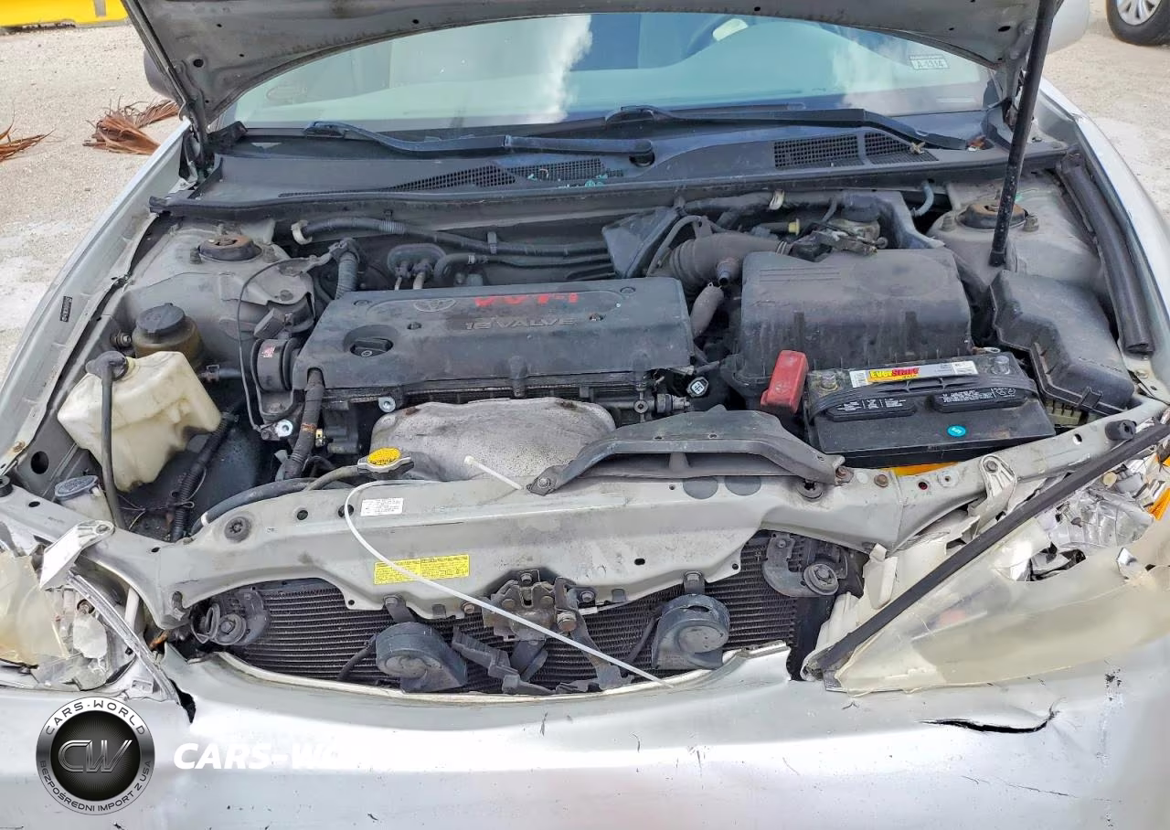 2004 Toyota Camry Le VIN:4T1BE32K04U888947 - 11