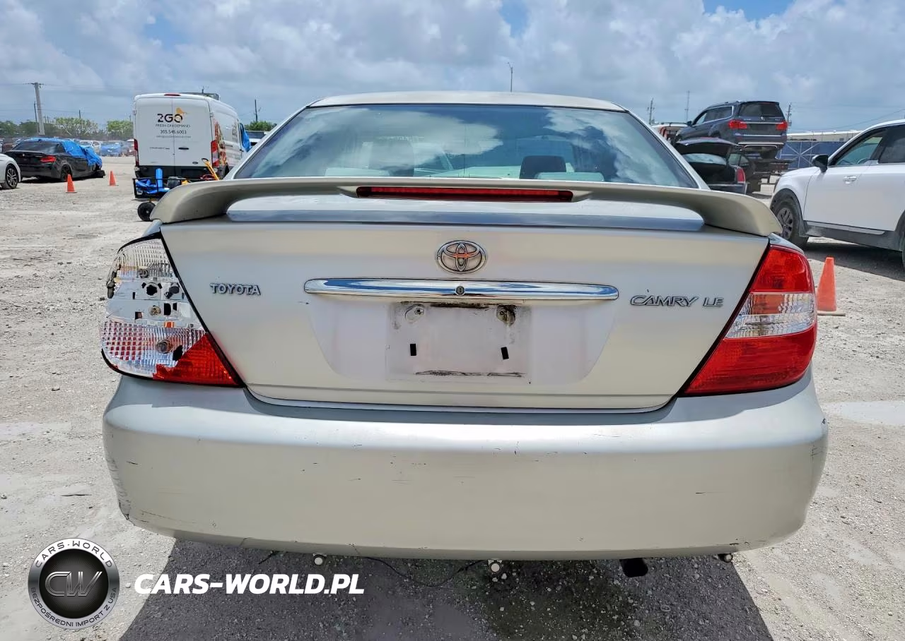 2004 Toyota Camry Le VIN:4T1BE32K04U888947 - 6