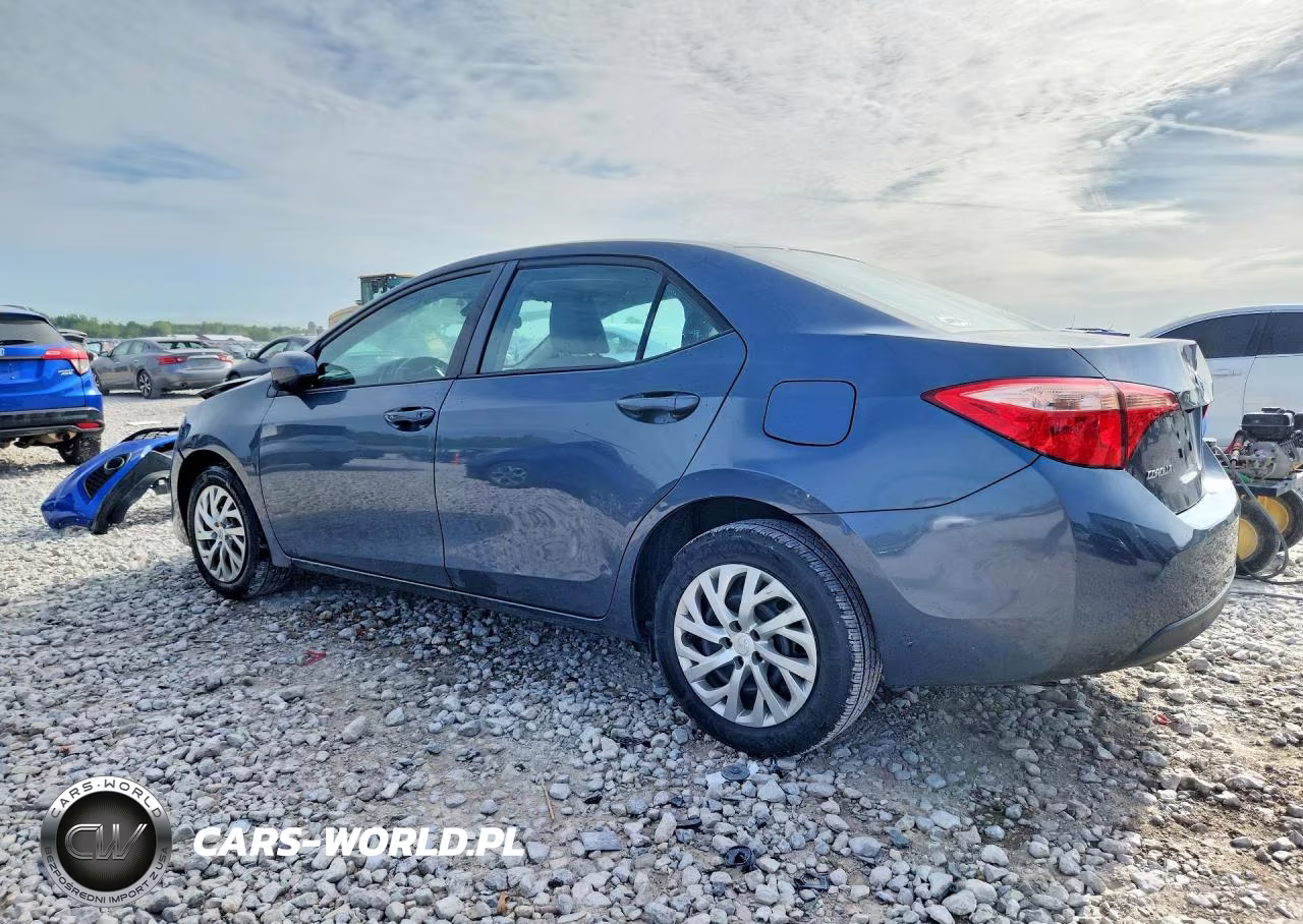 2018 Toyota Corolla Le VIN:2T1BURHE9JC121859 - 2