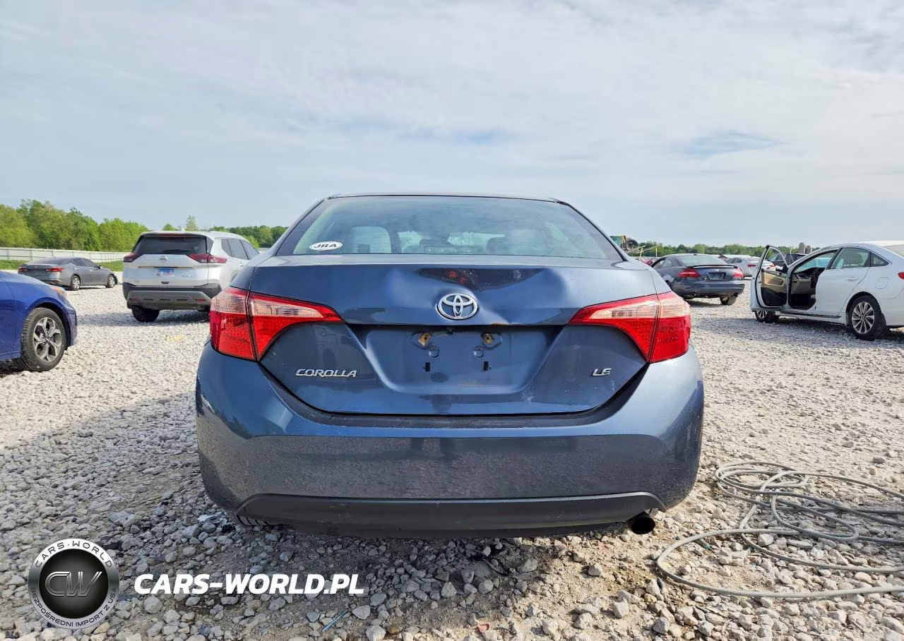 2018 Toyota Corolla Le VIN:2T1BURHE9JC121859 - 6