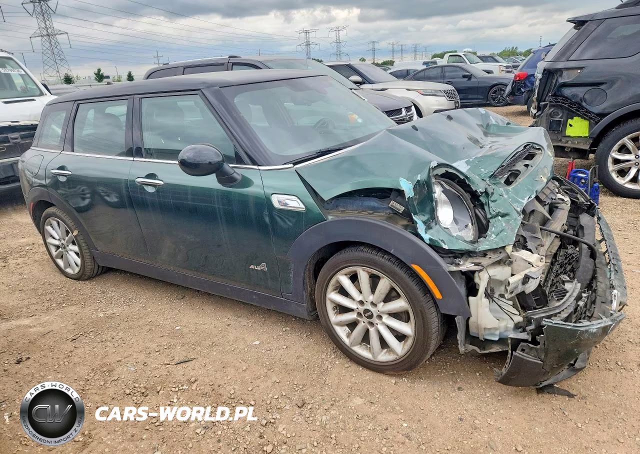 2017 Mini Cooper S Clubman All4 VIN:WMWLU5C33H2E84475 - 4