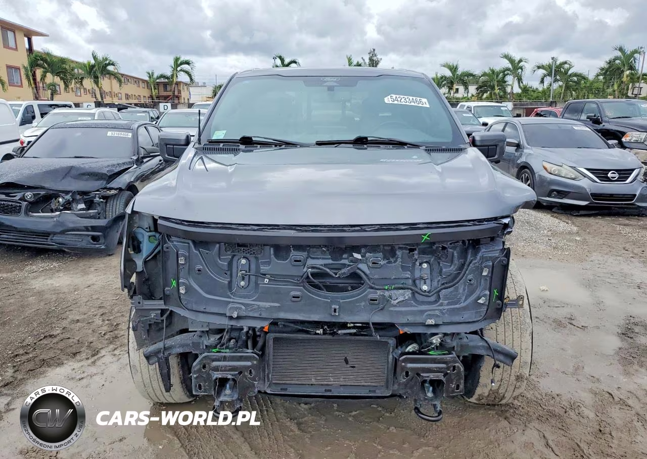 2024 Ford F150 Lightning Lariat VIN:1FT6W5L73RWG13125 - 5