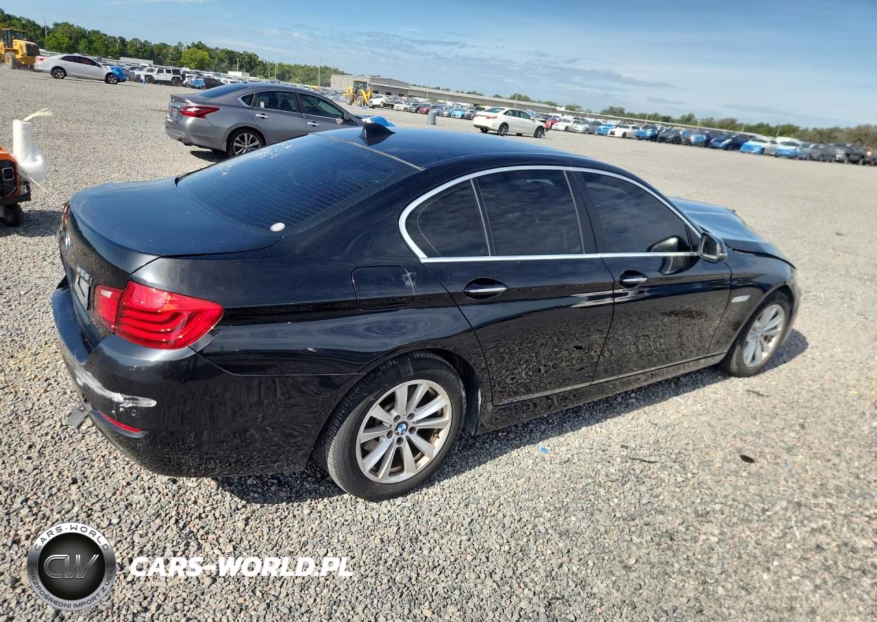 2016 BMW 528 Xi VIN:WBA5A7C50GG151423 - 3