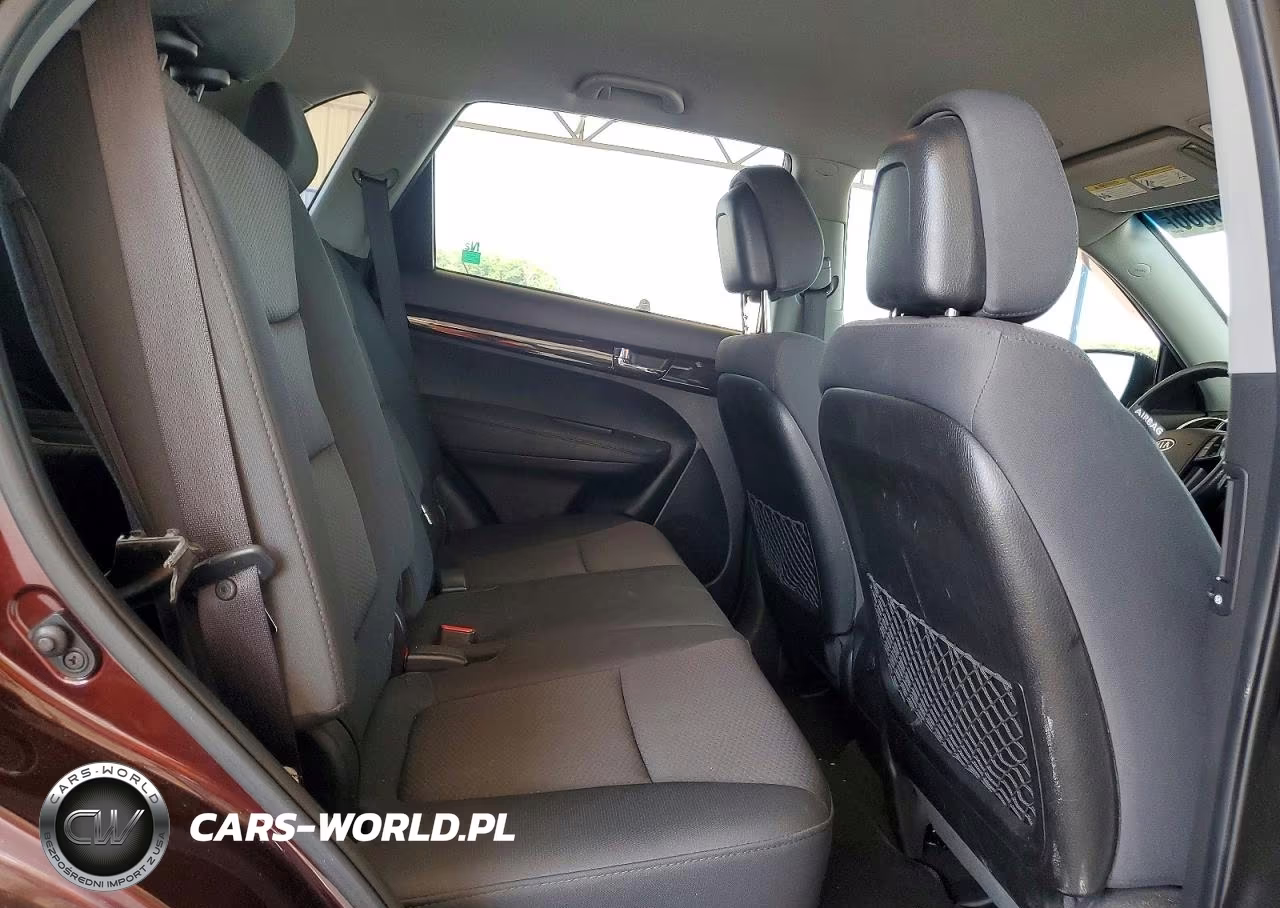 2012 Kia Sorento Lx VIN:5XYKT3A66CG307787 - 10