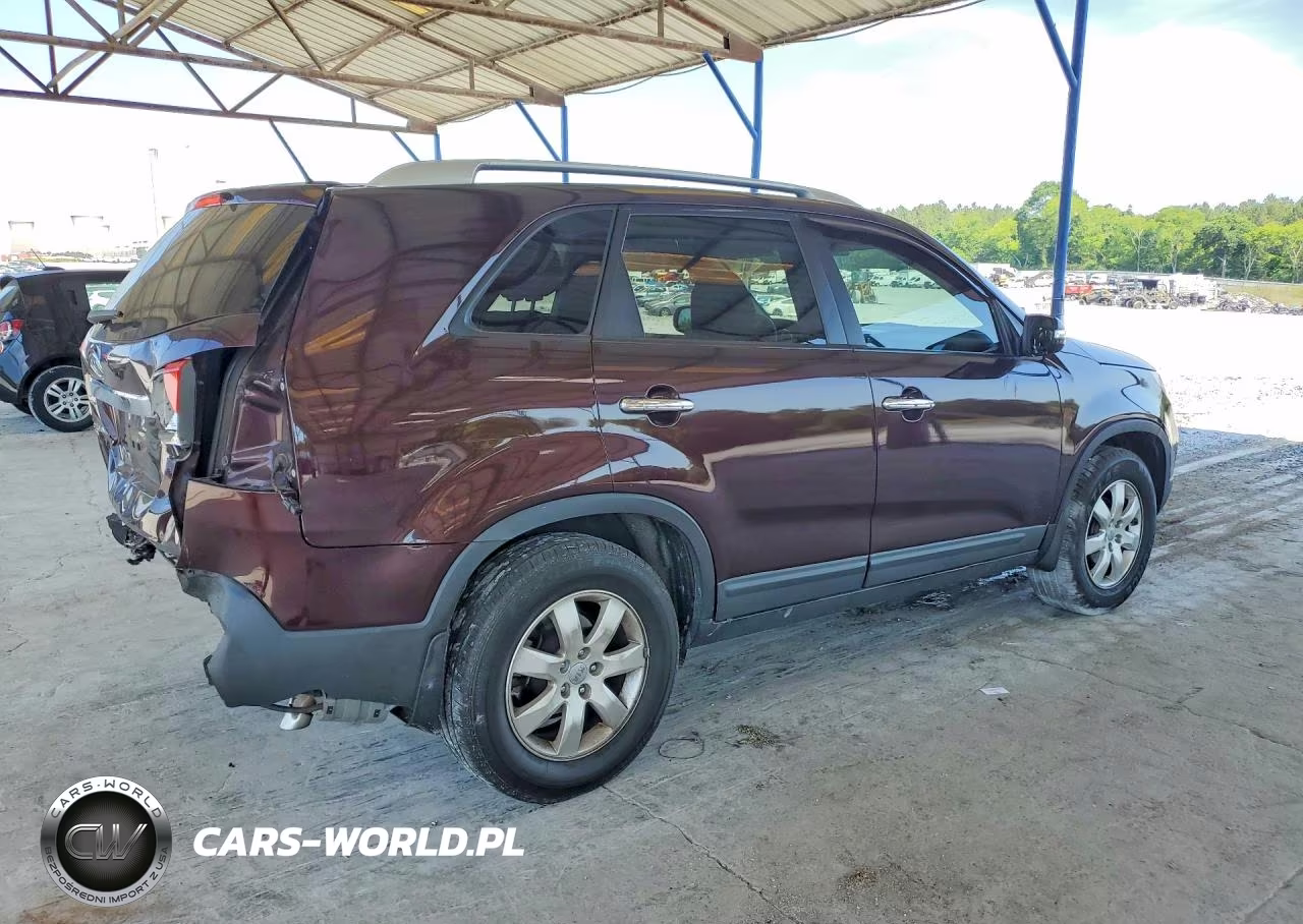 2012 Kia Sorento Lx VIN:5XYKT3A66CG307787 - 3