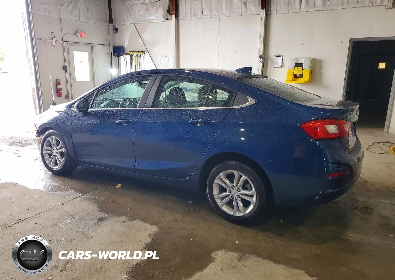 2019 Chevrolet Cruze Lt VIN:1G1BE5SM4K7135766 - 2