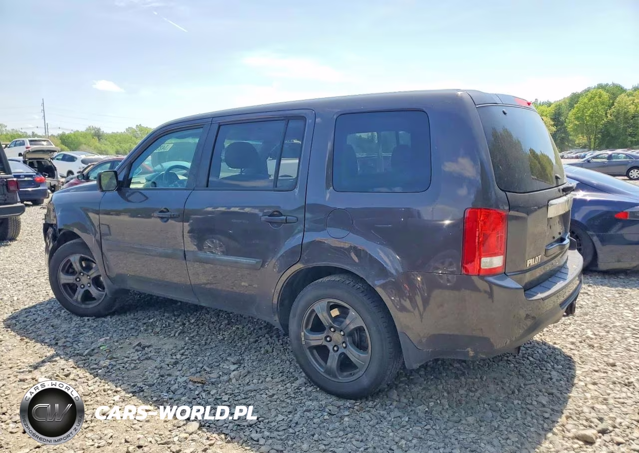 2015 Honda Pilot Lx VIN:5FNYF4H28FB003401 - 2