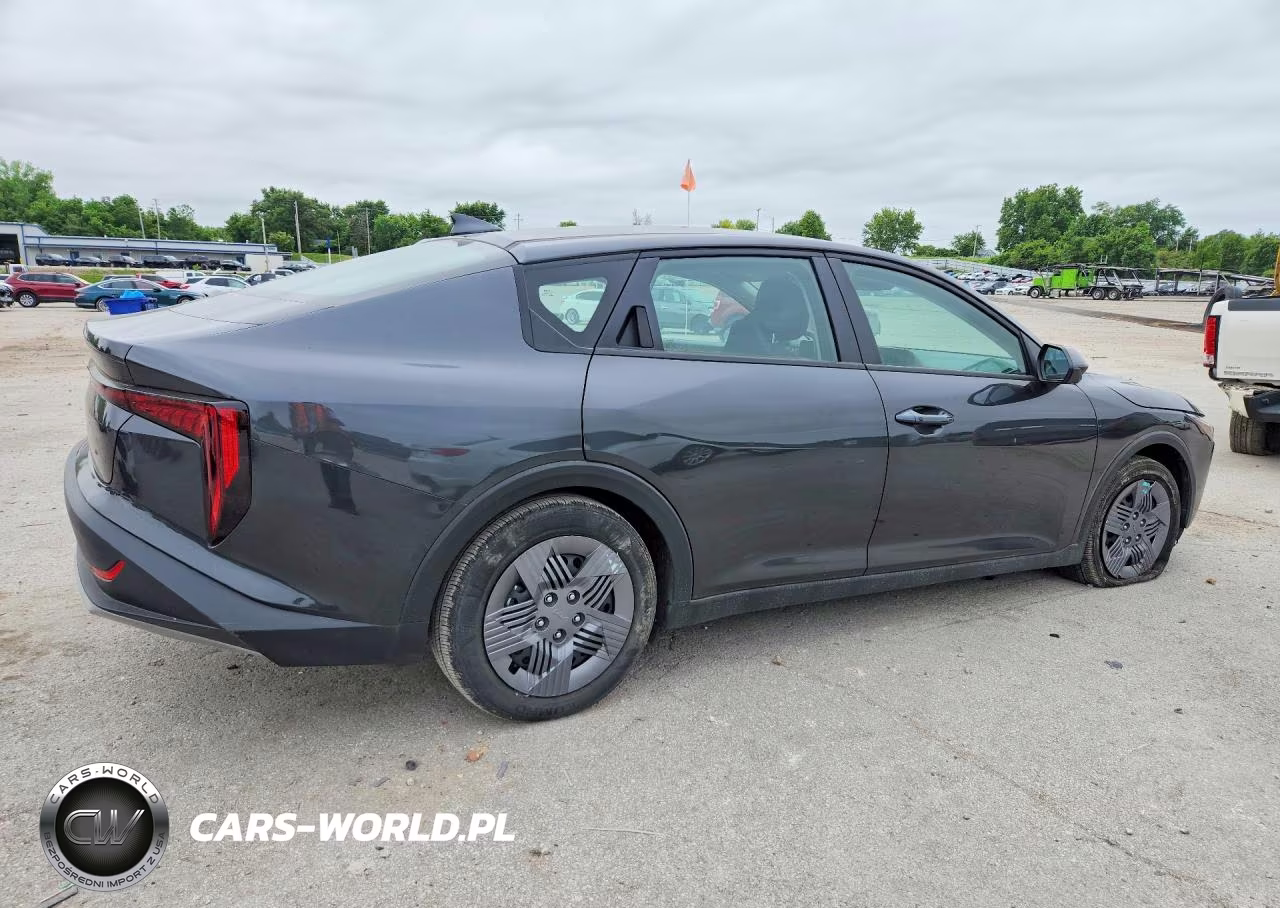 2025 Kia K4 Lx VIN:3KPFT4DE9SE077216 - 3