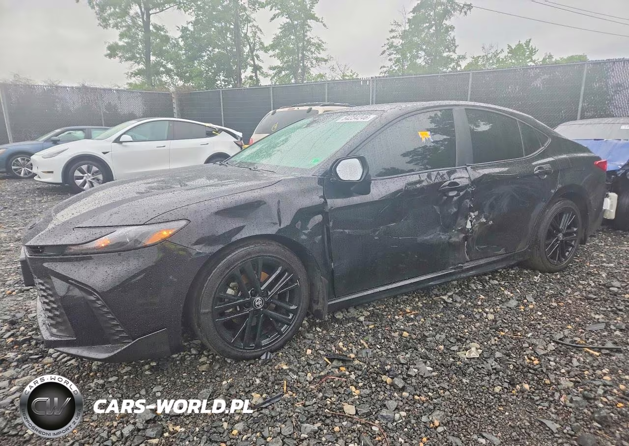 2025 Toyota Camry Se – zdjęcie 1 z 12